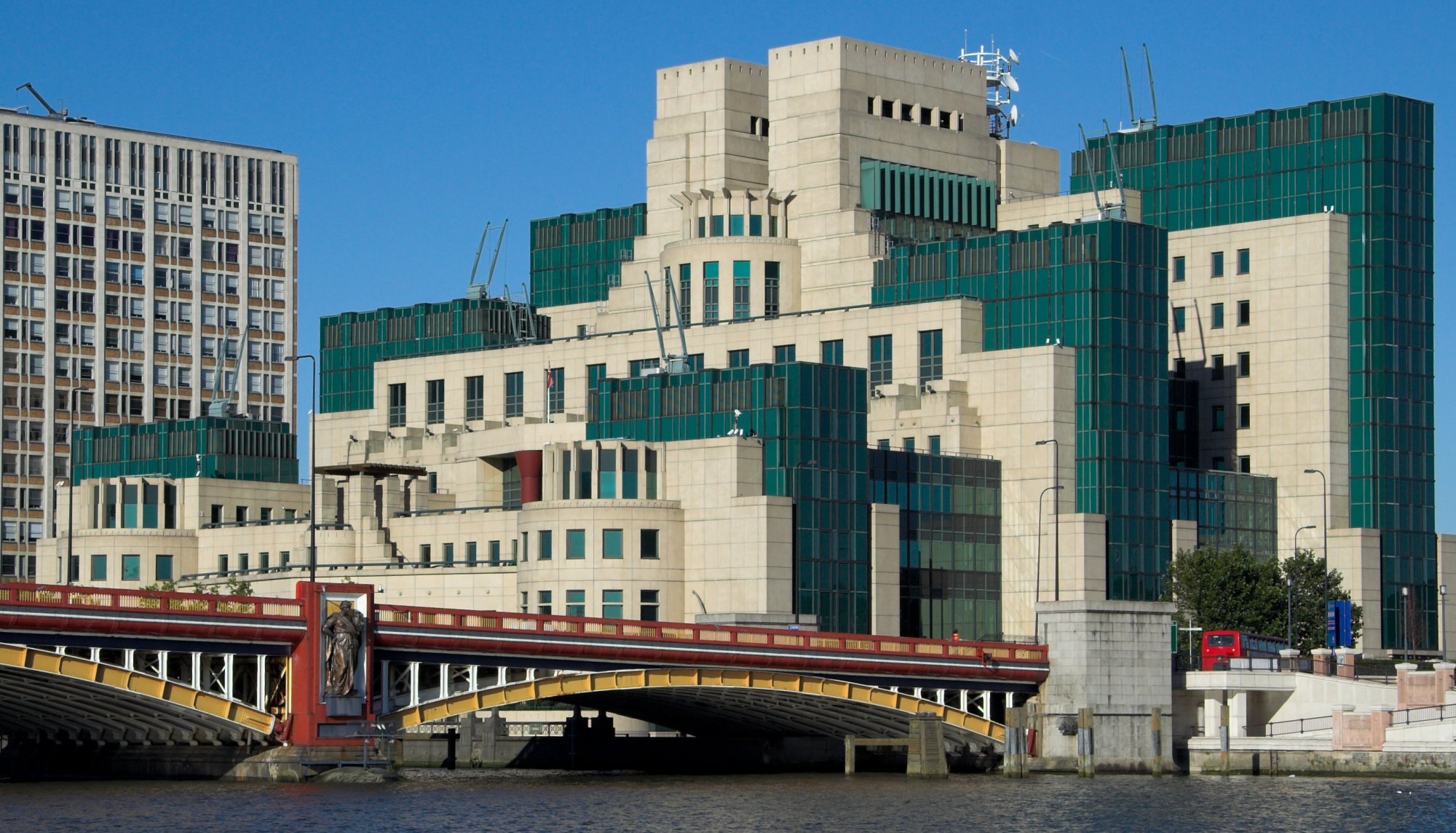 Secret Intelligence Service (SIS, MI6) Building.jpg