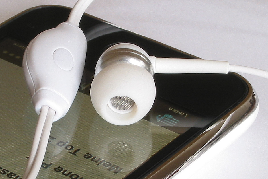 Sennheiser_MM-50_2gr.jpg