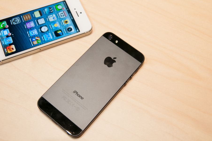 silver iphone.jpg