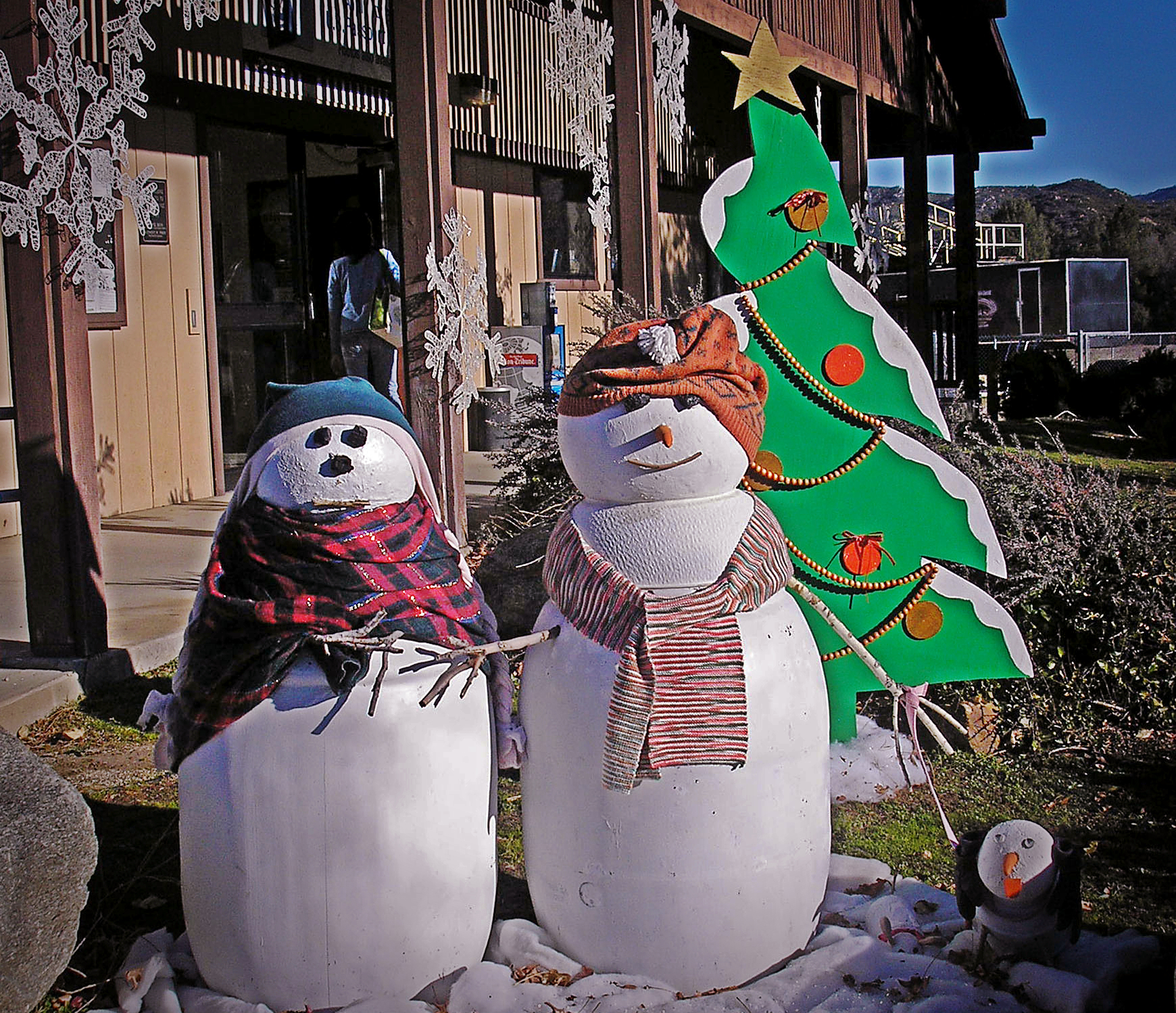 snowman christmas x2 (1).jpg