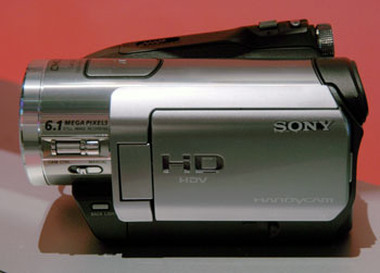 Sony_HDR-HC7_left.jpg