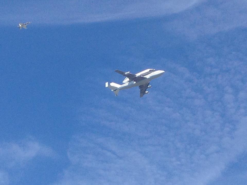 Space Shuttle Endeavour 2.jpeg
