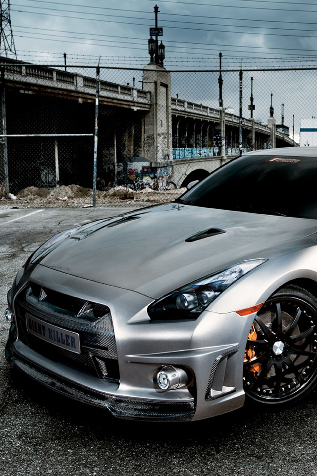 sstp_1001_01_o+2009_nissan_gt_r+front.jpg