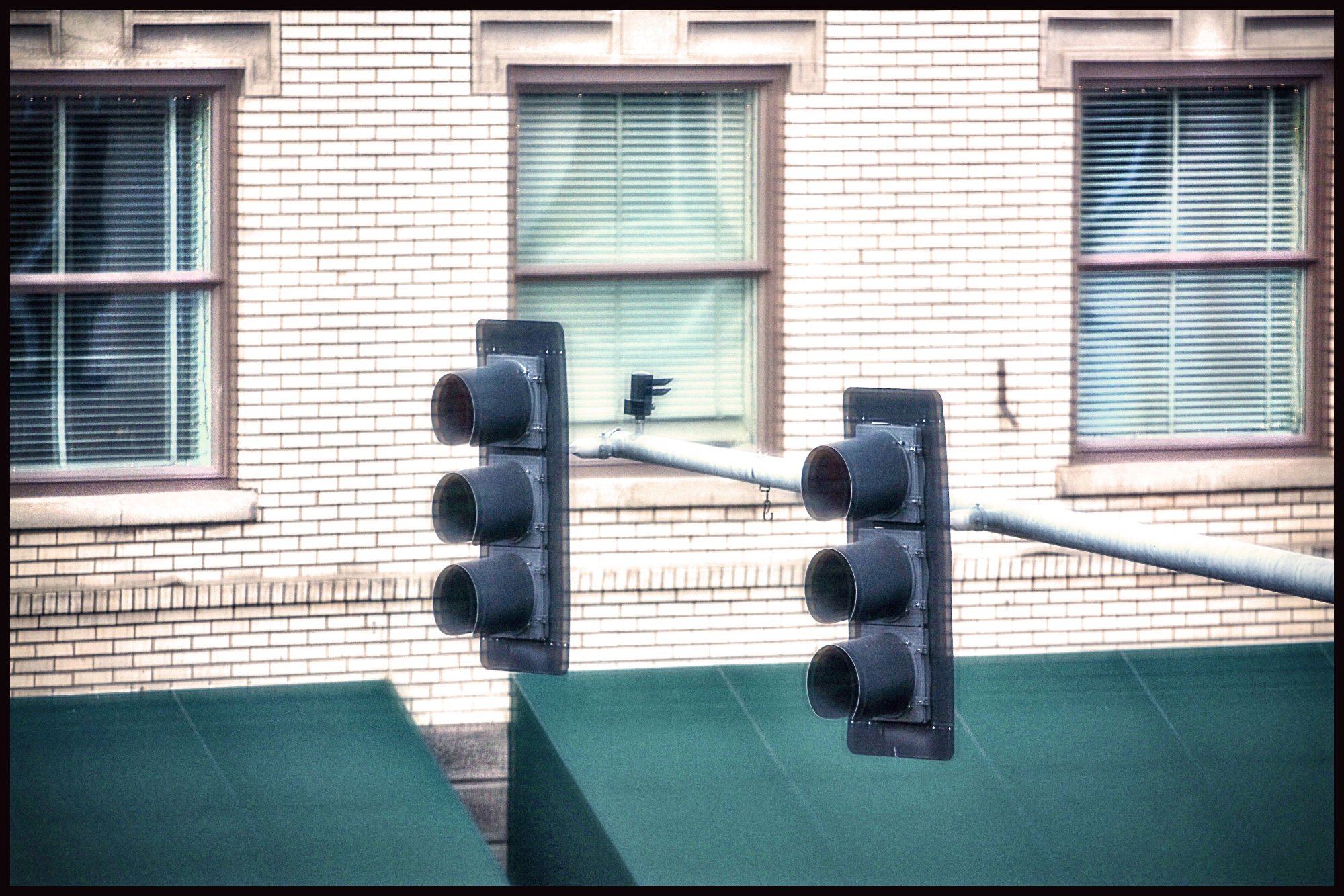 stoplight - 1.jpeg