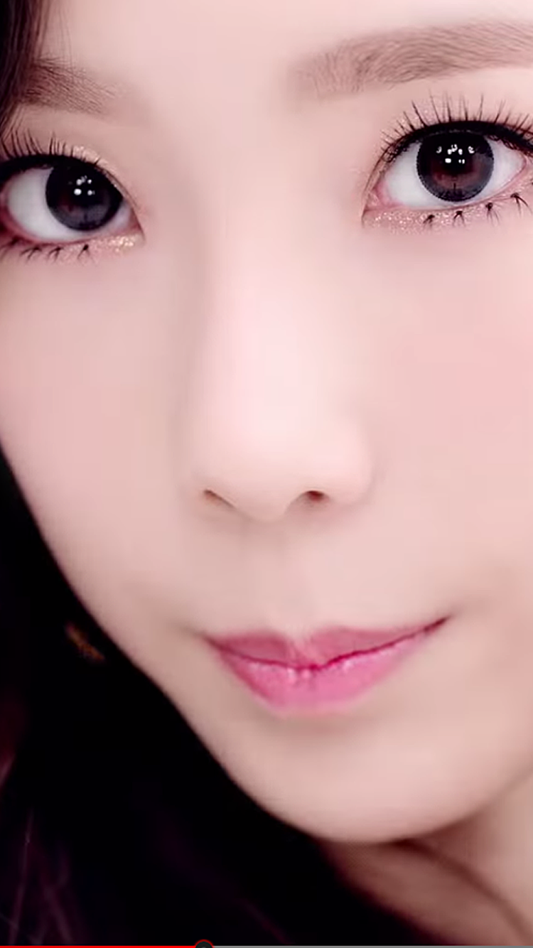 Taeyeon 02.png
