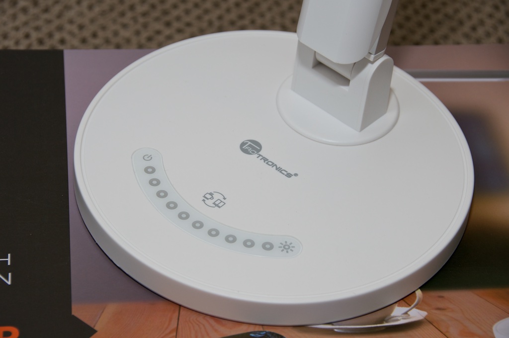 Taotronics E5 LED Lamp 3.jpg