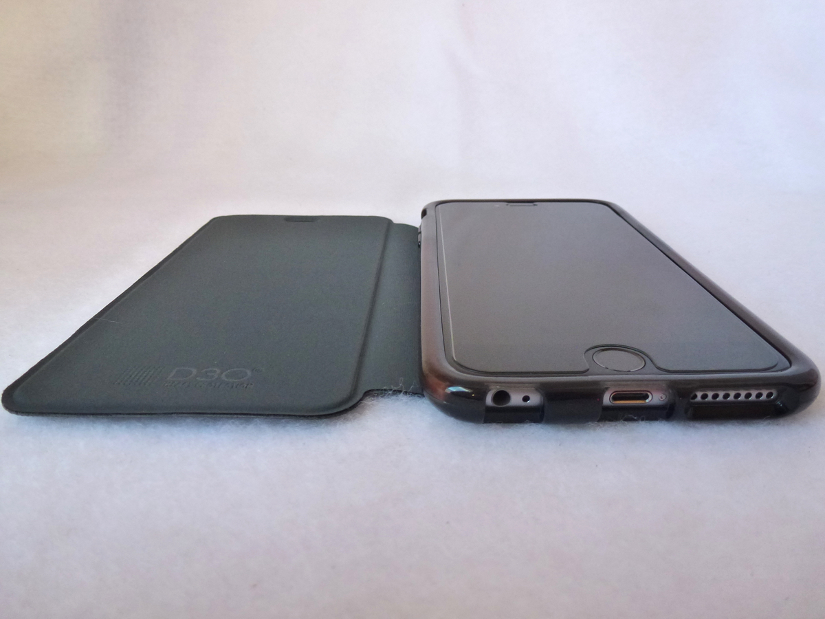 Tech21 Classic Shell with Cover: Open.jpg