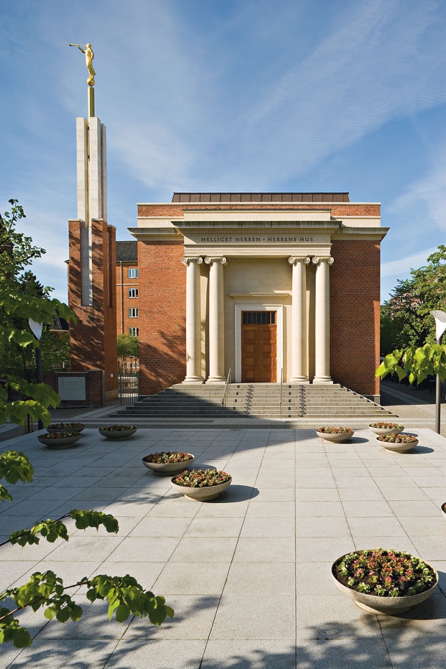 Temple Copenhagen Denmark.jpg