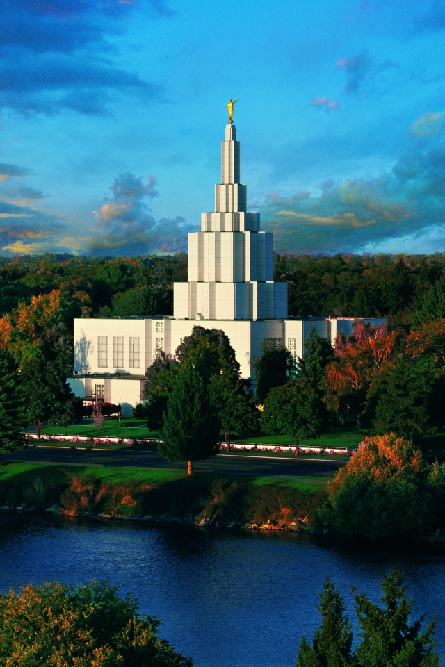 Temple Idaho Falls Idaho.jpg