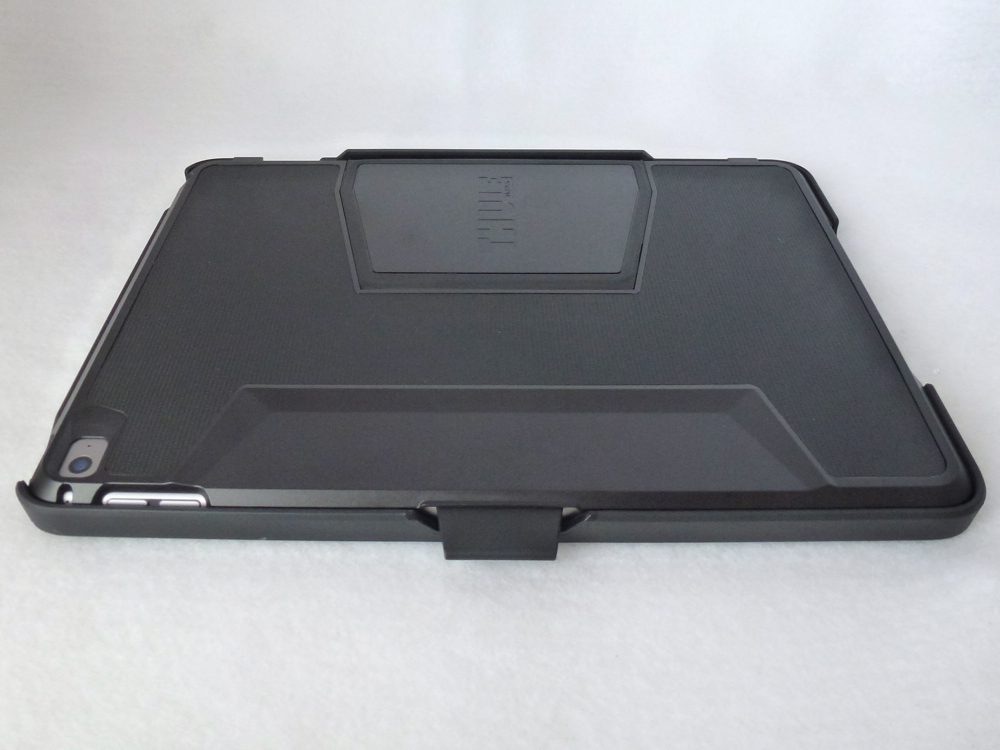 Thule Atmos X3 for iPad Air 2: Back Closed View.jpg
