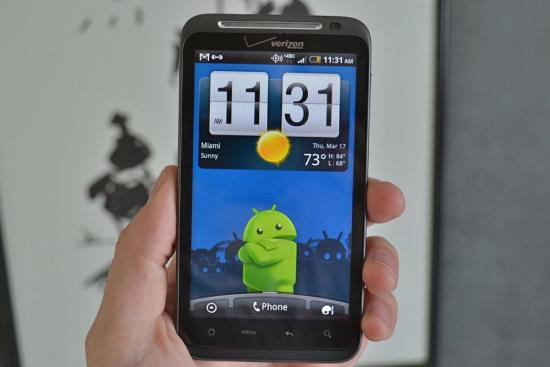 thumb_550_thunderbolt-4g-01.jpg