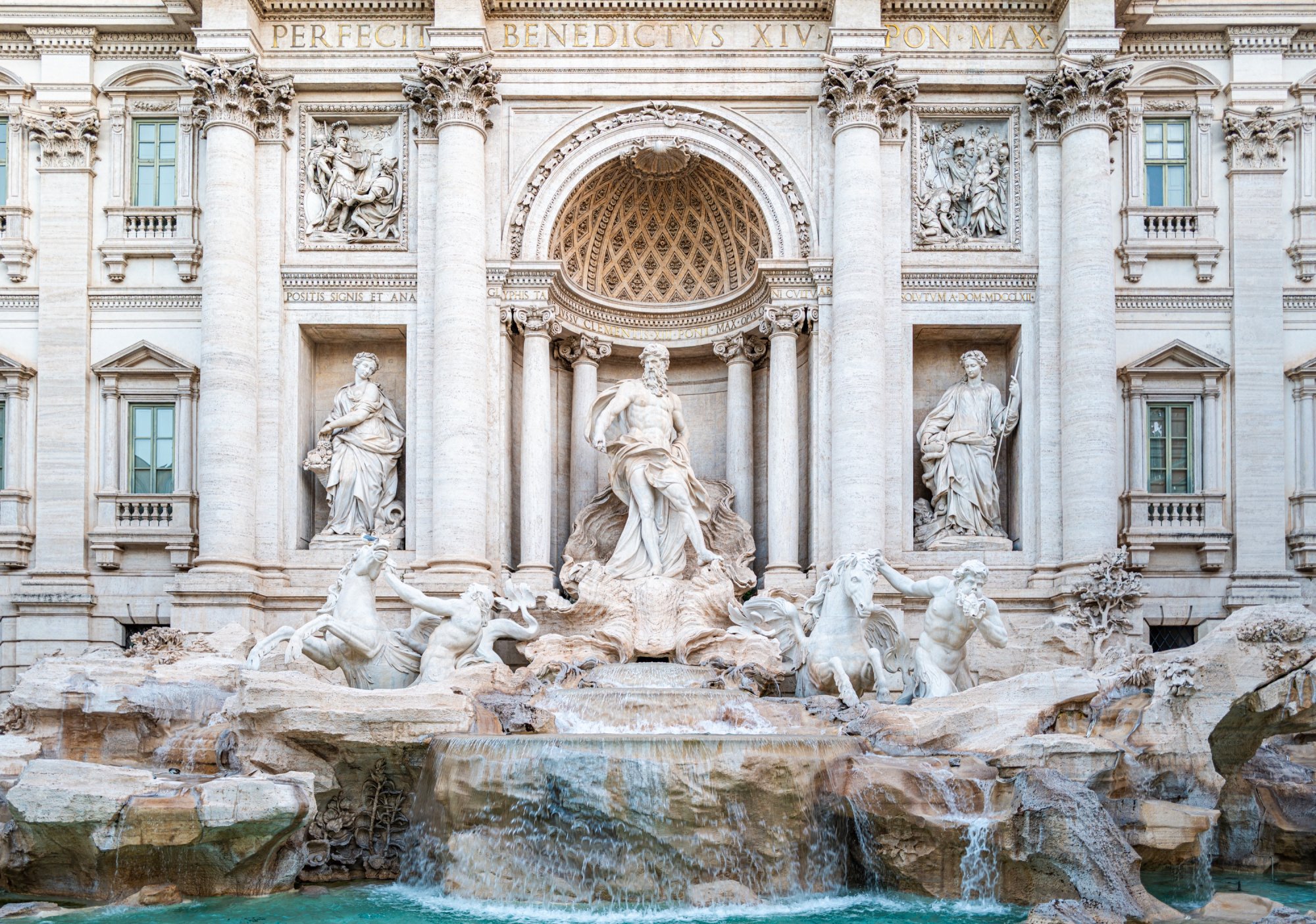 Trevi Fountain.jpg