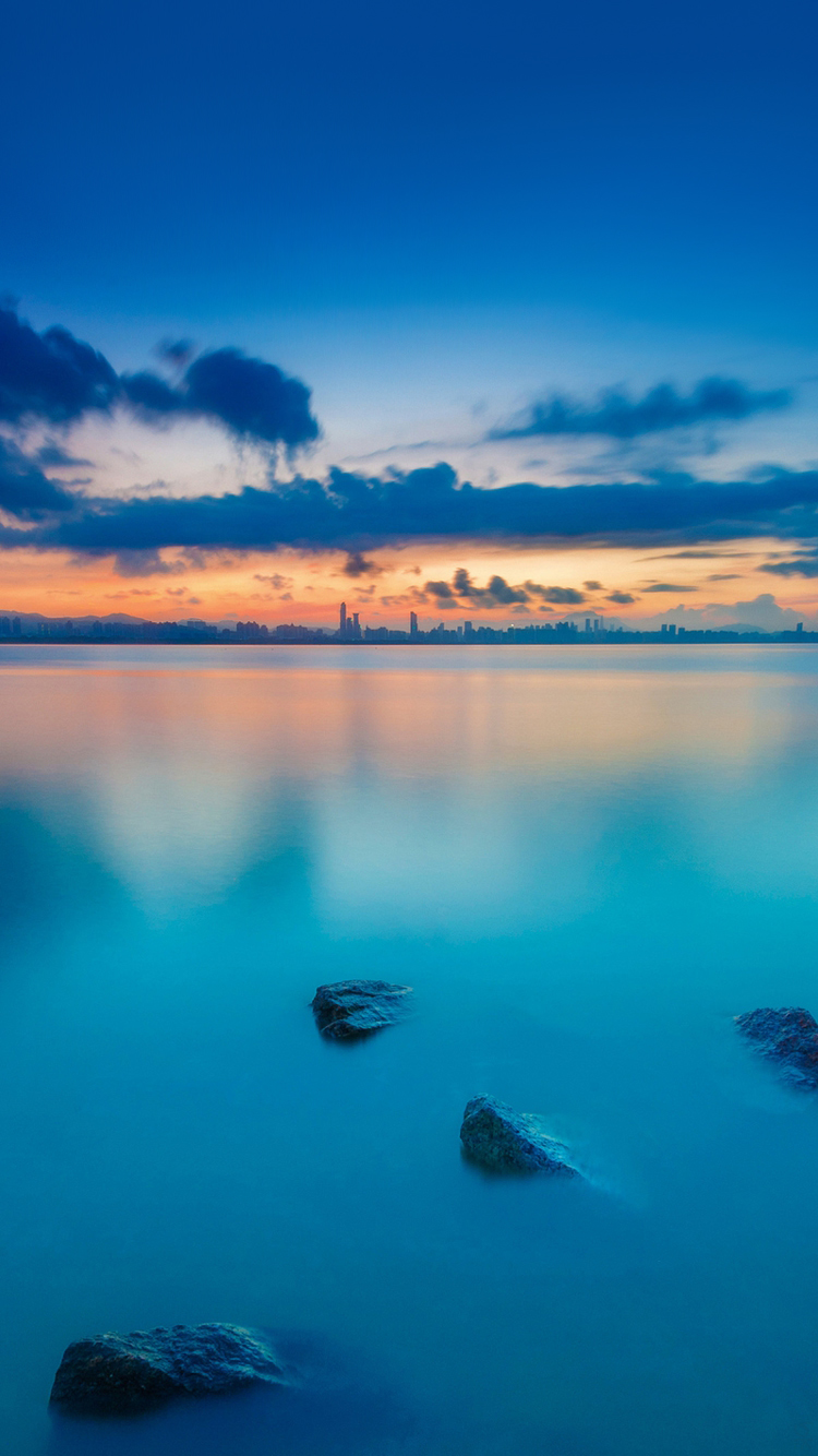 Water Scene 02.jpg