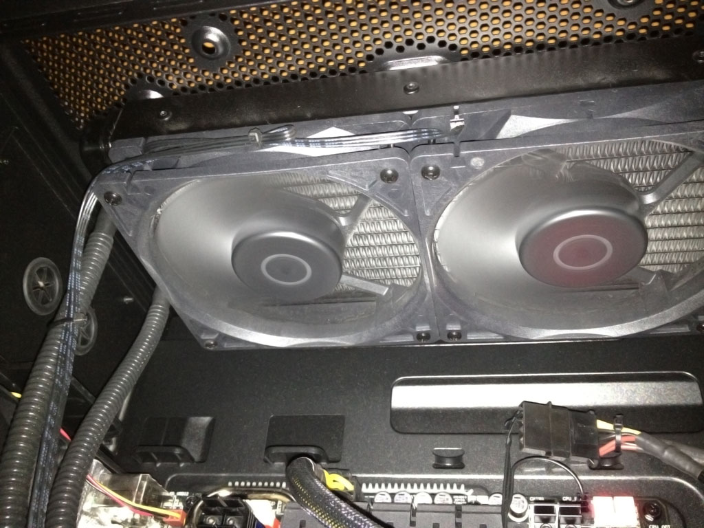 WorkstationInsideWaterCooled.jpg