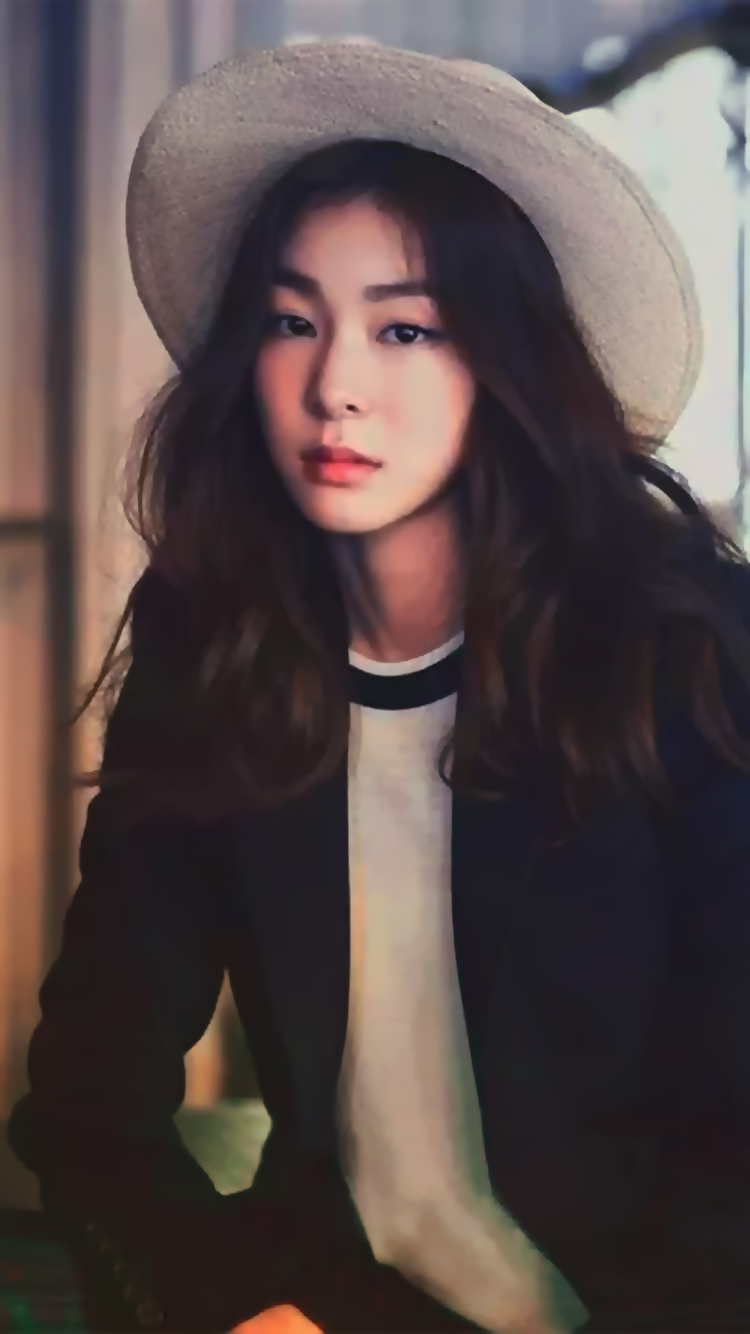 Yuna 02.png