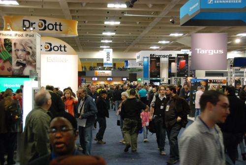 052812-crowd_500.jpg