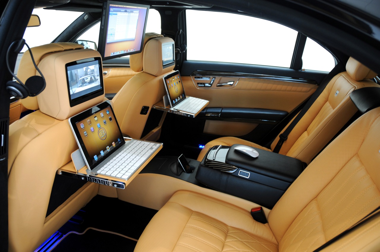 Brabus_iBusiness_008.jpg