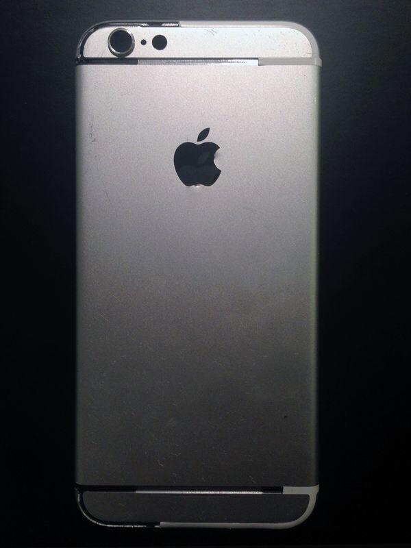 iPhone-6-backplate-Sonny-Dickson-001.jpg