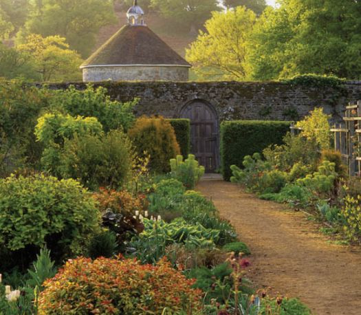 WalledGarden-21.jpg