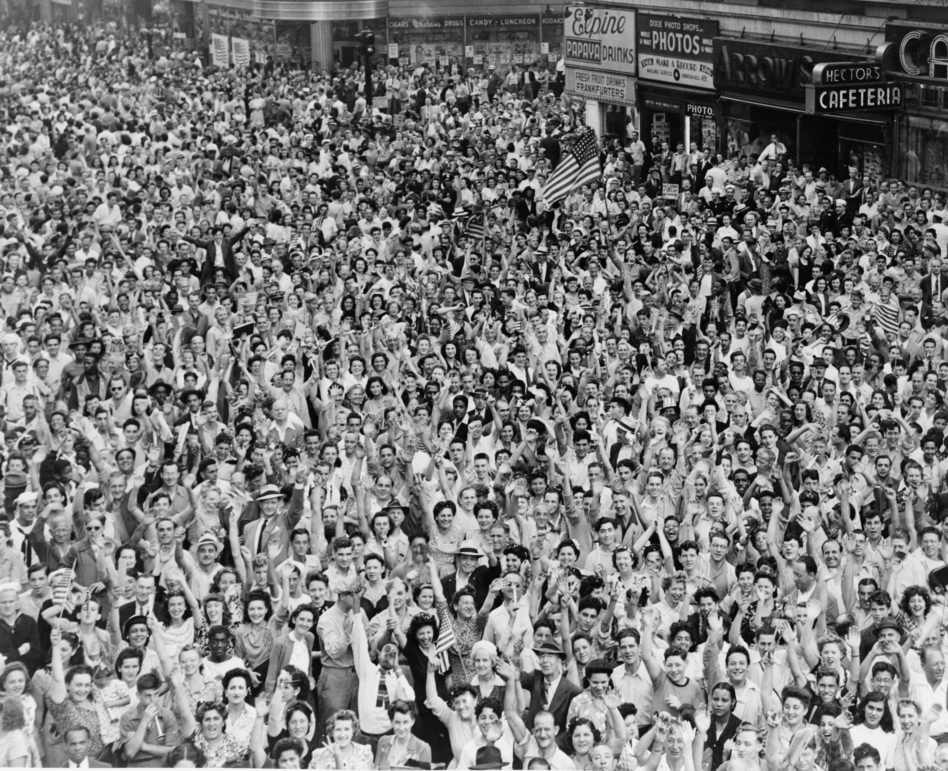 V-J_Day_Times_Square_NYWTS.jpg