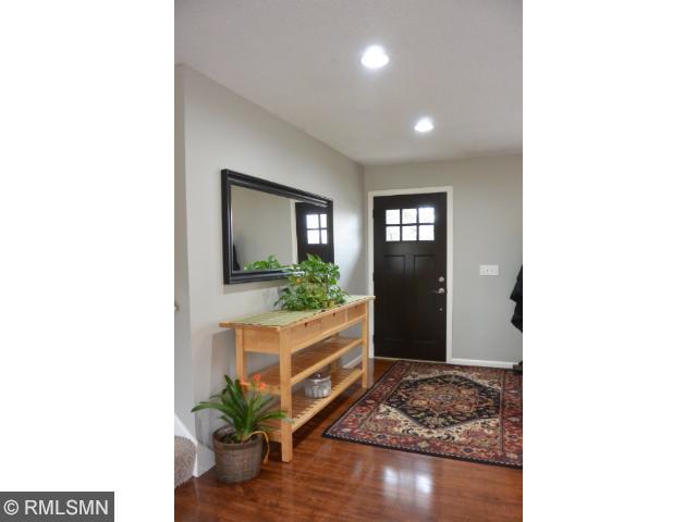 lc0372245-m4o.jpg