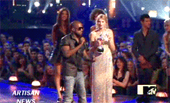 tumblr_npn8wm7Vii1qjj2qyo1_250.gif