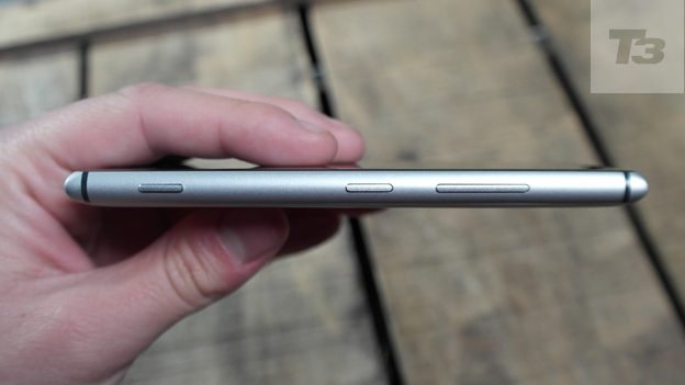 xl_Nokia-Lumia-925-side2-624.jpg