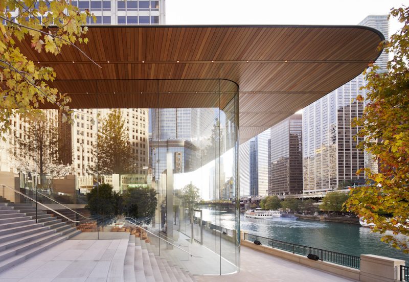 Apple_Michigan_Ave_20171212-800x552.jpg