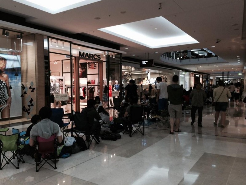 iphone6launchaus_2-800x600.jpg