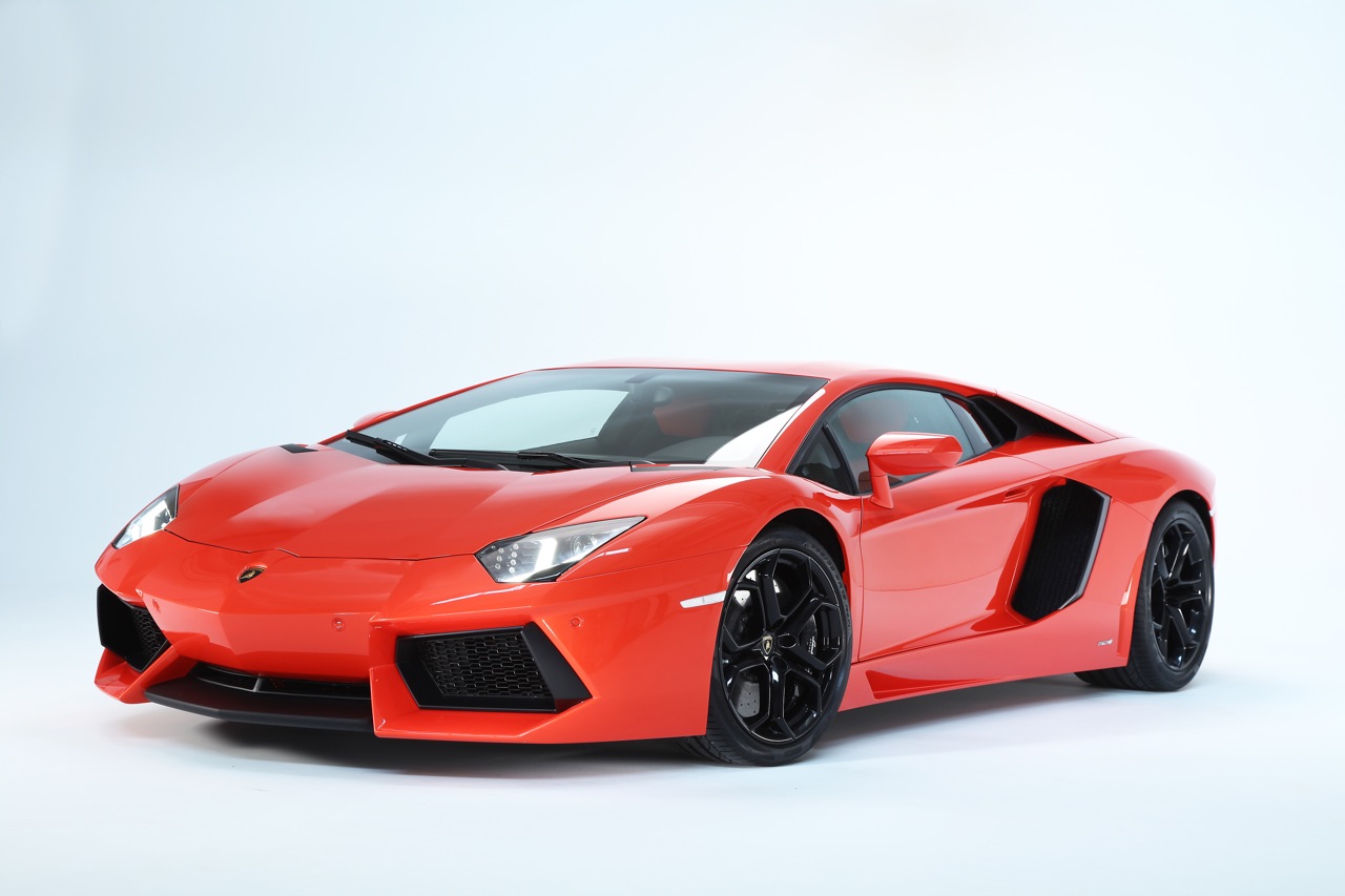 lamborghini-aventador-lp700-4-02.jpg
