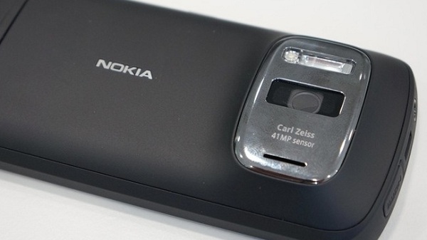 nokia-808-pureview-07.jpg