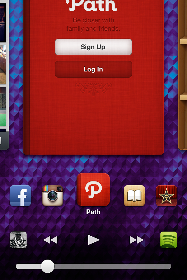 Multitasking-App-Drawer-Music-Controls.png