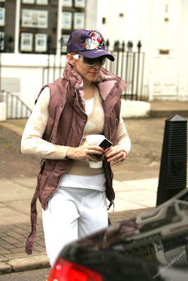 madonna_iphone_1.jpg