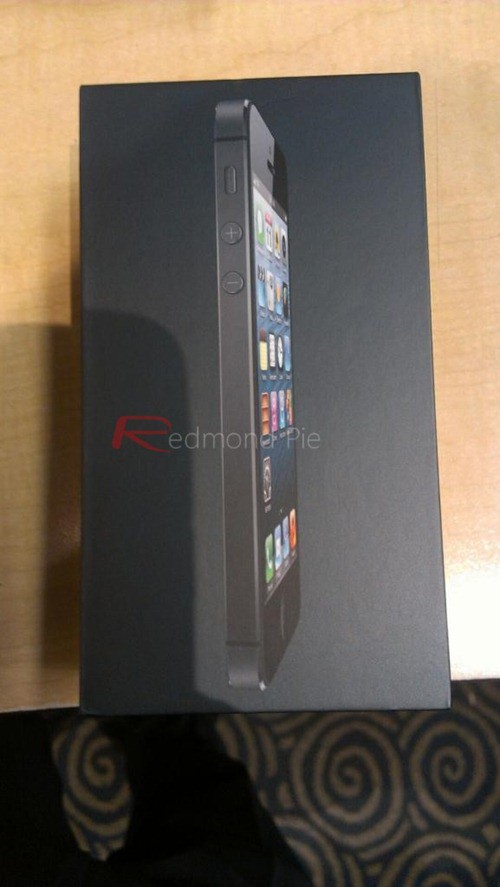 iPhone5box1.jpeg
