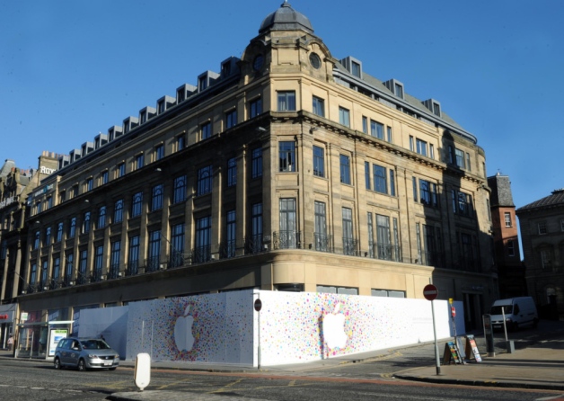edinburgh_apple_store.jpg