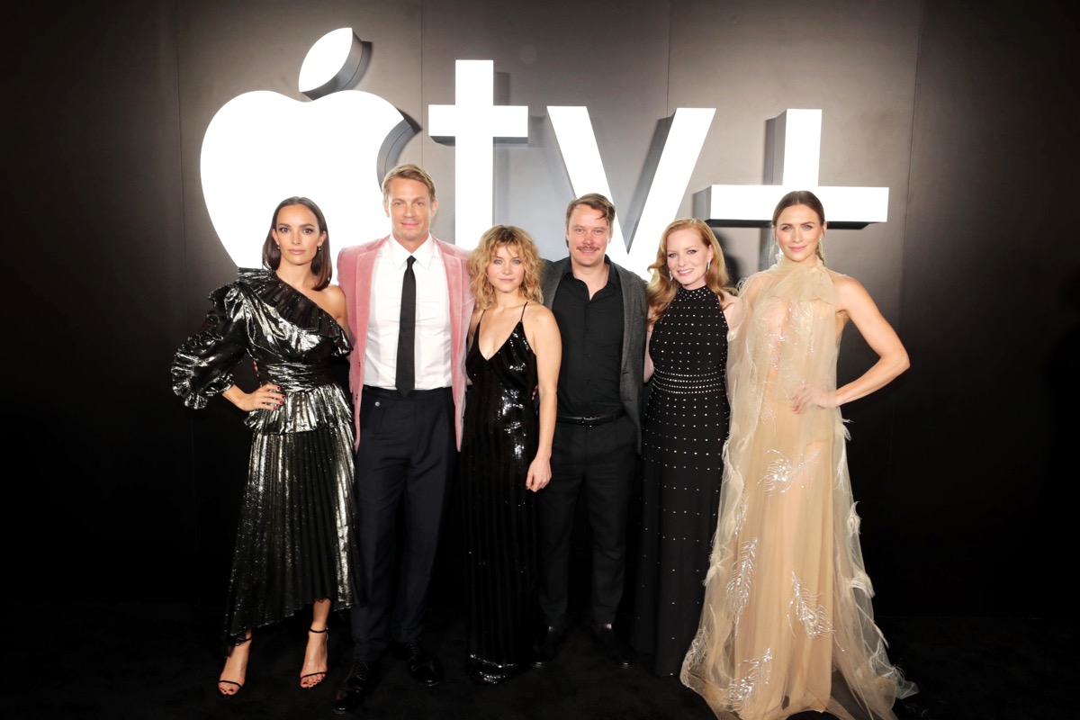 Apple_For-All-Mankind-Premiere_The-Cast_101519.jpg