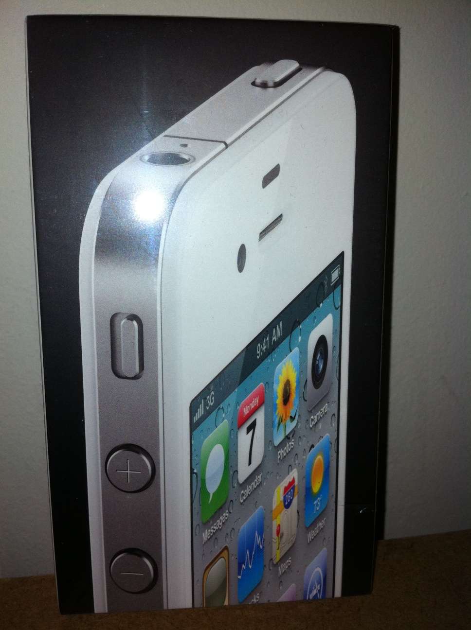 white-iphone4-front.jpg