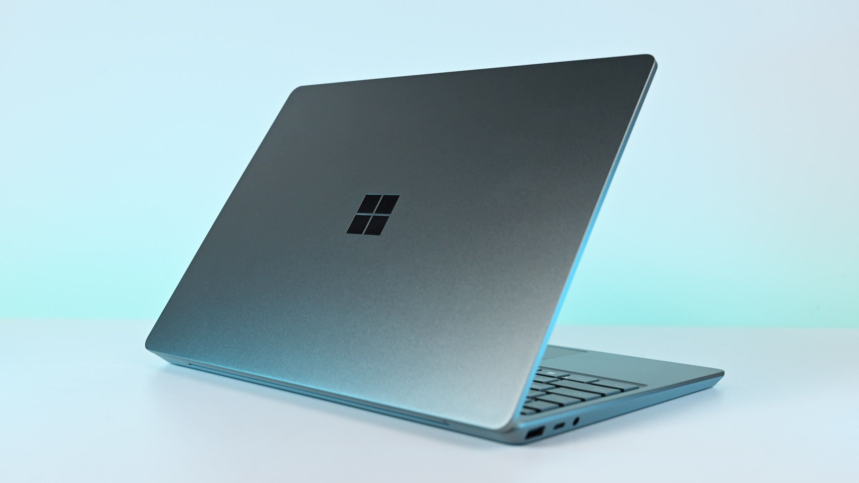 www.windowscentral.com