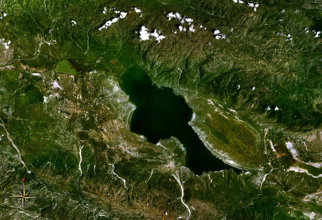 Etang_Saumatre_NASA.jpg