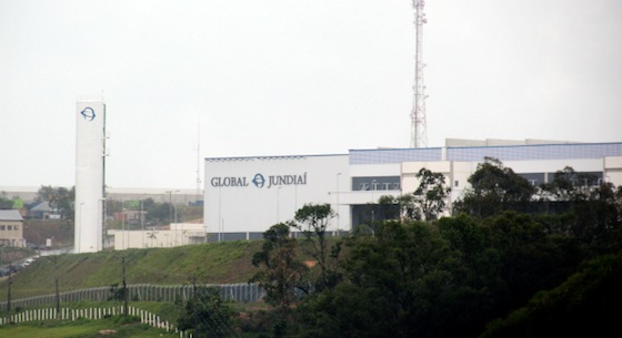 foxconn_brazil_iphone_factory.jpg