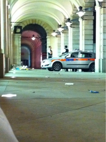 covent_garden_robbery_police.jpg