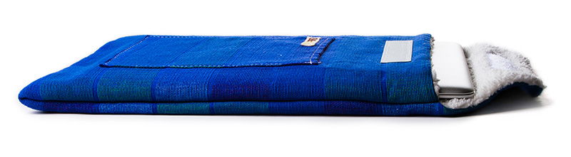 blue-macbook-sleeve-flap-800.jpg