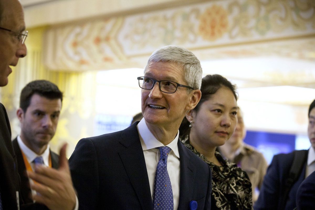 Bloomberg-tim-cook.jpg