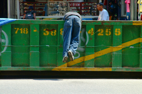 2007_06_arts_dumpster.jpg