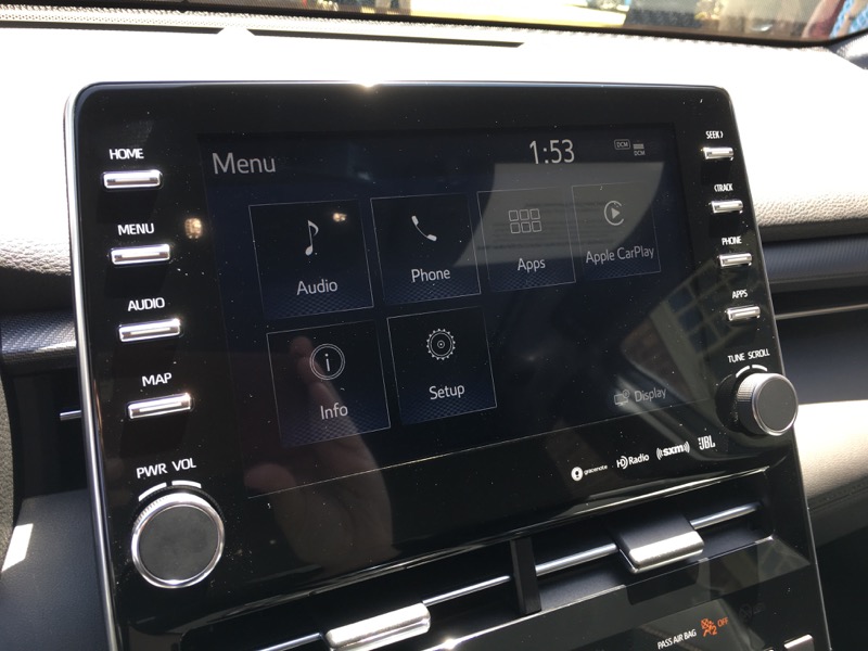 2019_avalon_entune.jpg
