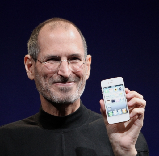 steve-jobs-white-iphone.jpg