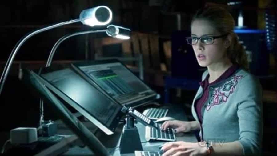 female-hacker-2.jpg