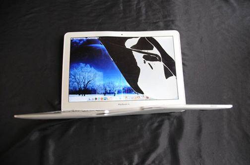 macbook-air-crash-2_01.jpg