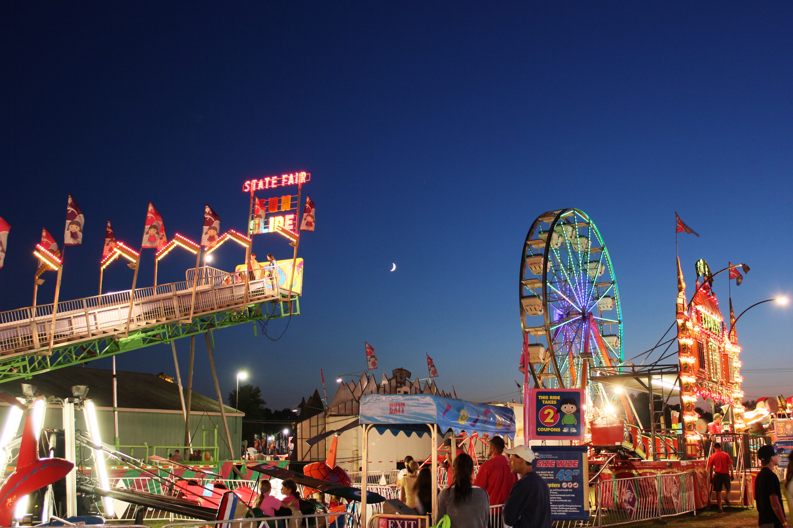 Night%20at%20the%20fair%20001.jpg