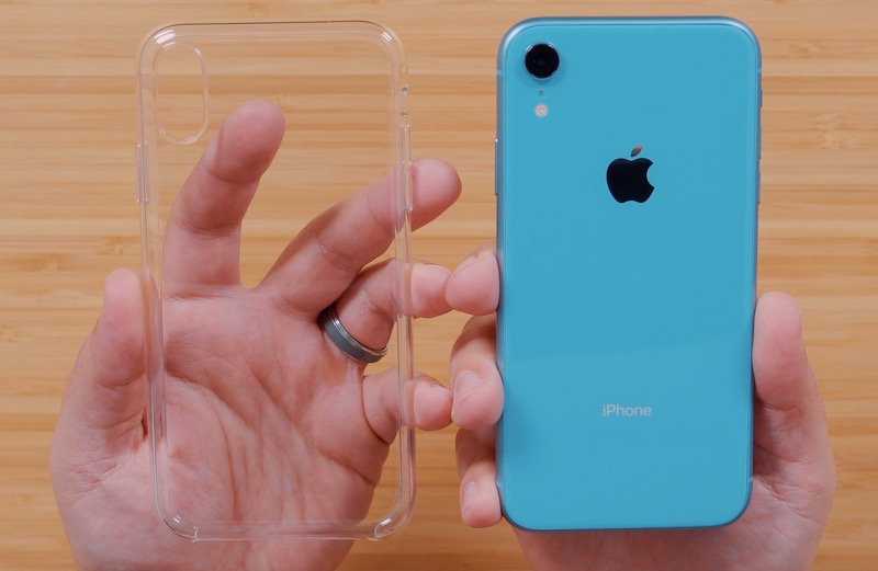 iphone_xr_clear_case_off.jpg